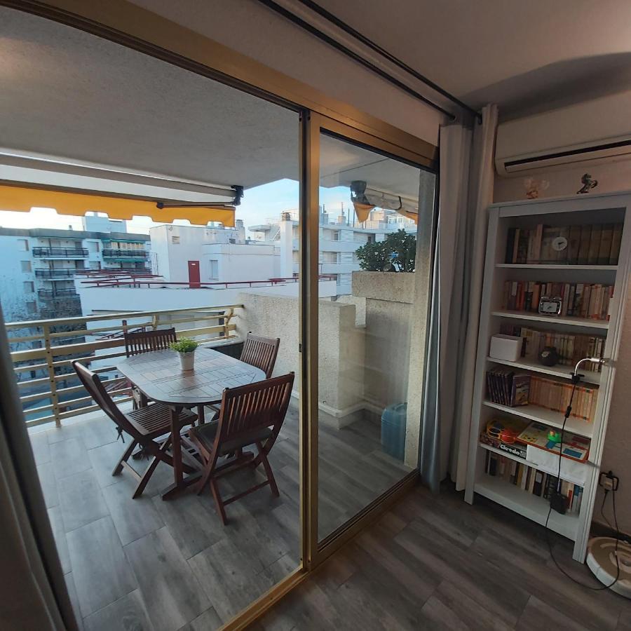 Apartamento En El Centro De Salou Bagian luar foto
