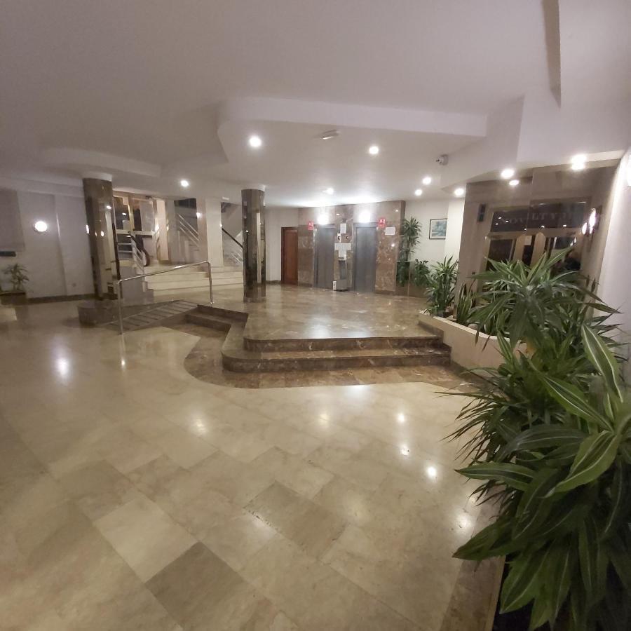 Apartamento En El Centro De Salou Bagian luar foto