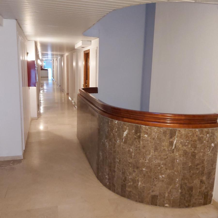 Apartamento En El Centro De Salou Bagian luar foto